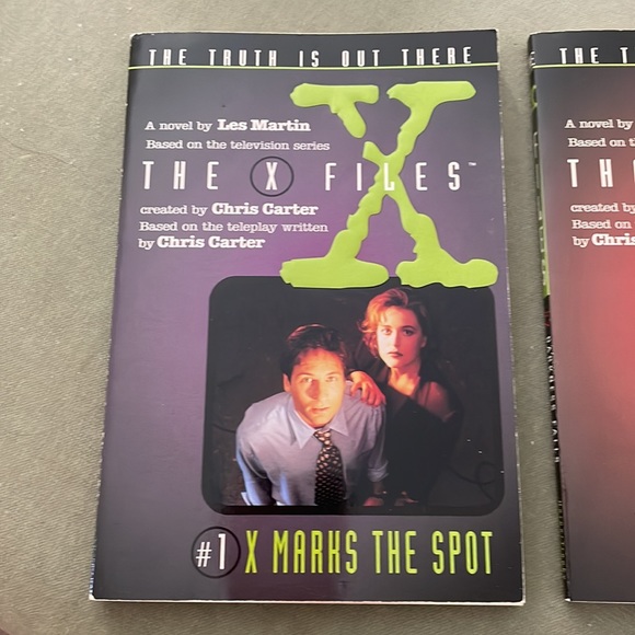 Two X-Files paperback novels - Picture 2 of 5